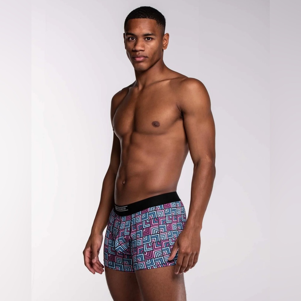 BoxMenswear NWT Feature Fit Medium Techno Boy Boxer Briefs